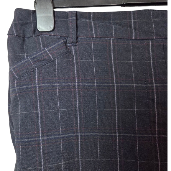 Reitmans Women's Blue Checkered Straight Leg Pants Size Med - Picture 2 of 6